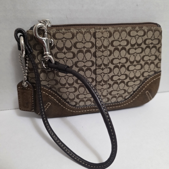 Coach Signature Mini C's & Suede Wristlet With Original Hangtag - Picture 10 of 10